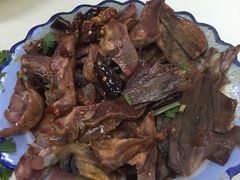 -春雨羊汤店(广开四马路总店)