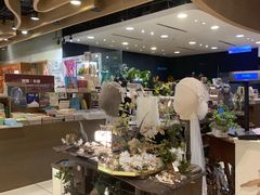 -诚品(信义店)