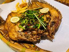 烤罗非鱼-茶花妹子云南餐厅(传媒大学店)
