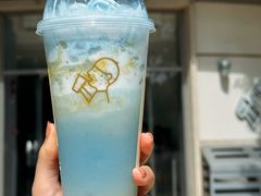 -喜茶(迪士尼小镇·平行宇宙店)