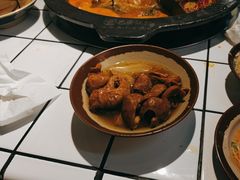 -巴卤社老火锅(财富店)