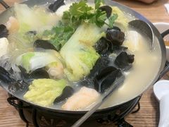 -裕记烧腊连锁餐饮(国商分店)