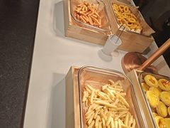 -言玖鲜火锅串串披萨自助(益田假日店)