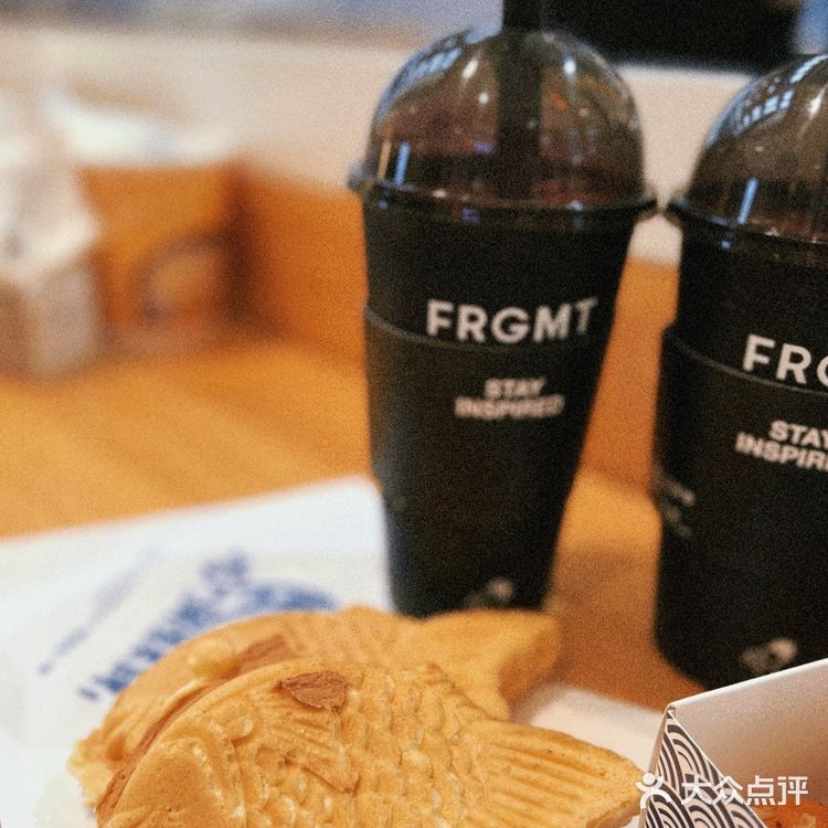 开启自黑🖤喜茶✖️藤原浩超酷联名，舟山有了