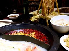 -重庆德庄火锅(体育中心店)