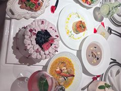 -Mogul Eatery·大亨餐酒馆