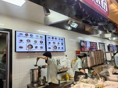 -红鼻子桂林米粉(金唐新光界店)