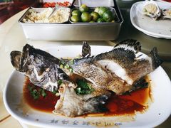 -四川小胡子海鲜(丁村万人海鲜广场店)