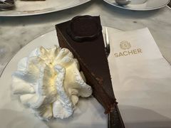 -Cafe Sacher(WIEN)