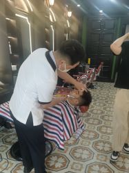 -豪帅男士理容馆