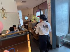 -左庭右院鲜牛肉火锅(浦江欢乐颂店)