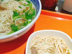 -牛壹品牛肉拉面(东风路店)