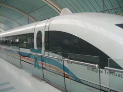 -龙阳路磁悬浮列车总站-停车场