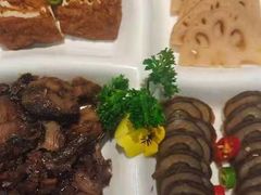 -老牌坊鲁菜名店(美莲广场店)