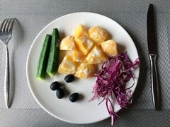 -荣誉国际酒店-云顶旋转餐厅