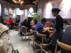 大堂-渝是乎川渝小炒(新世界百货望京店)