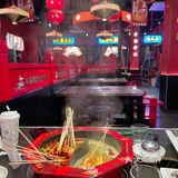 二当家，打卡串串店[调皮]