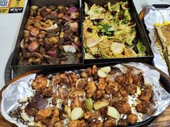 -老东镇啤酒屋海鲜加工·蒸汽海鲜·海鲜烧烤(台东店)