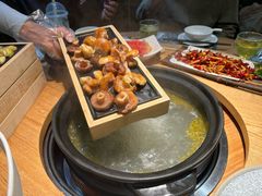 -一朵菌·野生菌探索家火锅(南亚店)