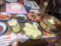 -明洞阿姨·韩式酱蟹烤肉·创意料理(三元桥店)