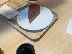 -星巴克臻选(莘庄仲盛店)