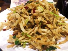 -那家老院子东北菜·饺子·小鸡炖蘑菇(艳华街店)