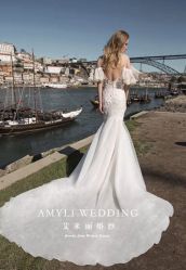 -艾米丽婚纱礼服