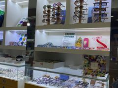 -广州宝岛眼镜武汉和光眼镜市场西区店