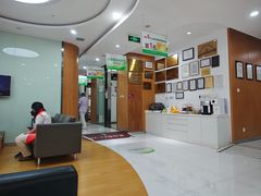 -雅悦齿科(顾村公园店)