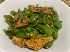 擂辣椒炒仔排-红旗大食堂(君悦紫园店)