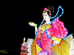 -湖州太湖旅游度假区-月亮广场