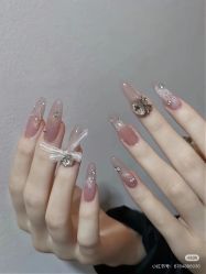 -晨·艺美甲美睫