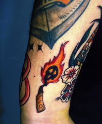 -怪咖纹身刺青