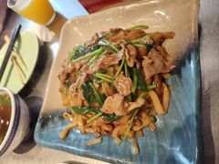 -潮界(LU·ONE凯德晶萃广场店)