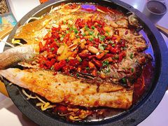 -鸣记脆皮烤鱼·海鲜烤鱼(三八广场店)