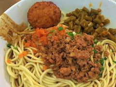 -王拐拐热干面·武汉三鲜豆皮(徐家汇店)