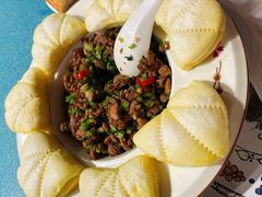 小炒黄牛肉带饼-贯贯吉·清真餐厅(浙江中路店)