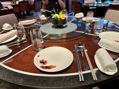 餐具摆设-杭州西子湖四季酒店·金沙厅