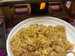 -香巴拉云南餐厅(华莱坞店)