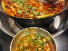 -鸿顺老铁锅美蛙鱼府(解放碑店)