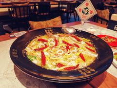 老坛酸菜鲈鱼-渔语鱼新川菜Bistro(万象天地店)