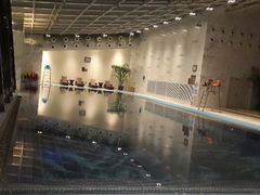 游泳池-北京朝阳悠唐皇冠假日酒店