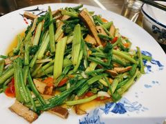 -缘来聚·徽菜名店(黄山宏村店)