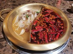 鸳鸯锅-小龙坎老火锅(西安路店)