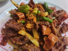 -乔家小院•非遗驴肉•本地小海鲜(滨河路店)