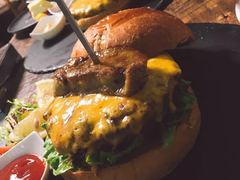 -HIGH FIVE哈福手工汉堡(桂林路店)