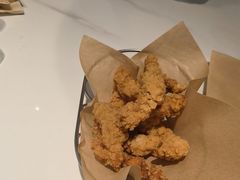 -必胜客(松雷店)