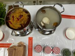 -海底捞火锅鲜切牛肉主题店(长寿路店)