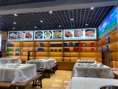 -九寨沟特色牦牛肉汤锅