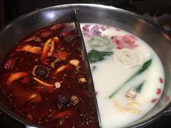 -湊湊火锅·茶憩(新中关购物中心店)